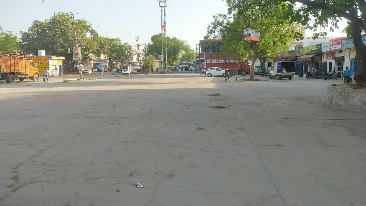 Wheat did not reach for sale even in the mandis of Mahendragarh, Kanina and Satnali