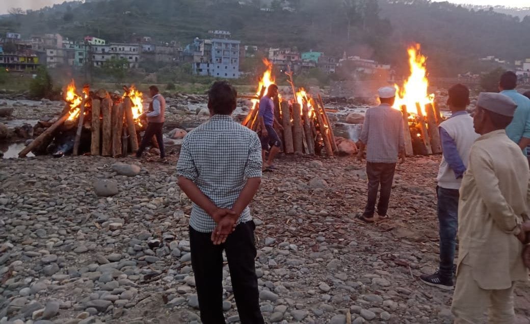 Village in mourn when three people Creamated
