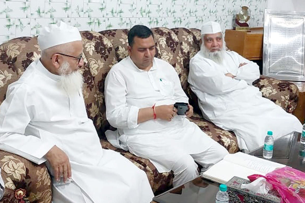 Those accusing Darul Uloom of terrorism ignorant: Saifi