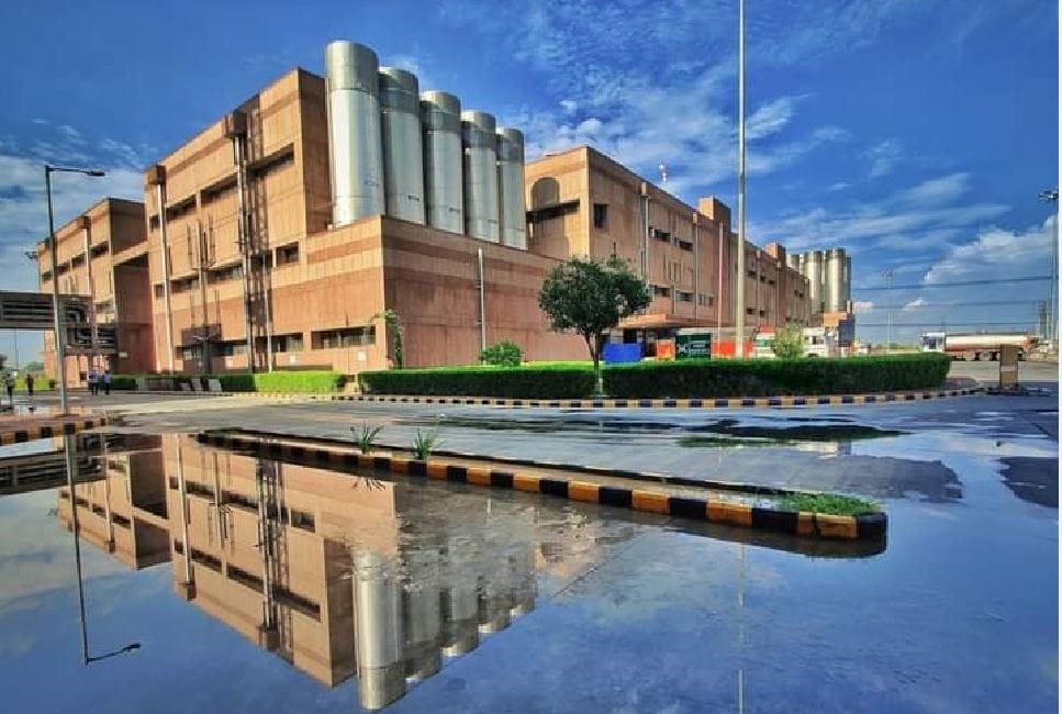 Banas Dairy will set up three milk cooling centers in Varanasi   proposal sent