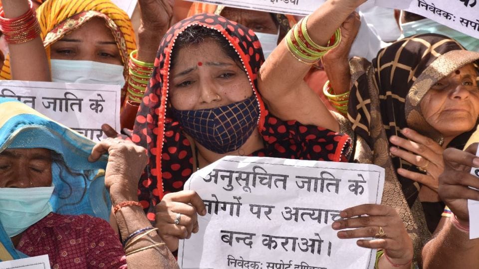 Homeless people protest at collectorate after railway demolished houses in agra