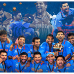 2011 विश्व कप की ट्रॉफी के साथ भारतीय क्रिकेट टीम