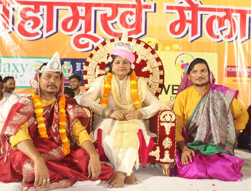 The groom got angry after seeing the bride's mustache, the bride objected to the groom's habits