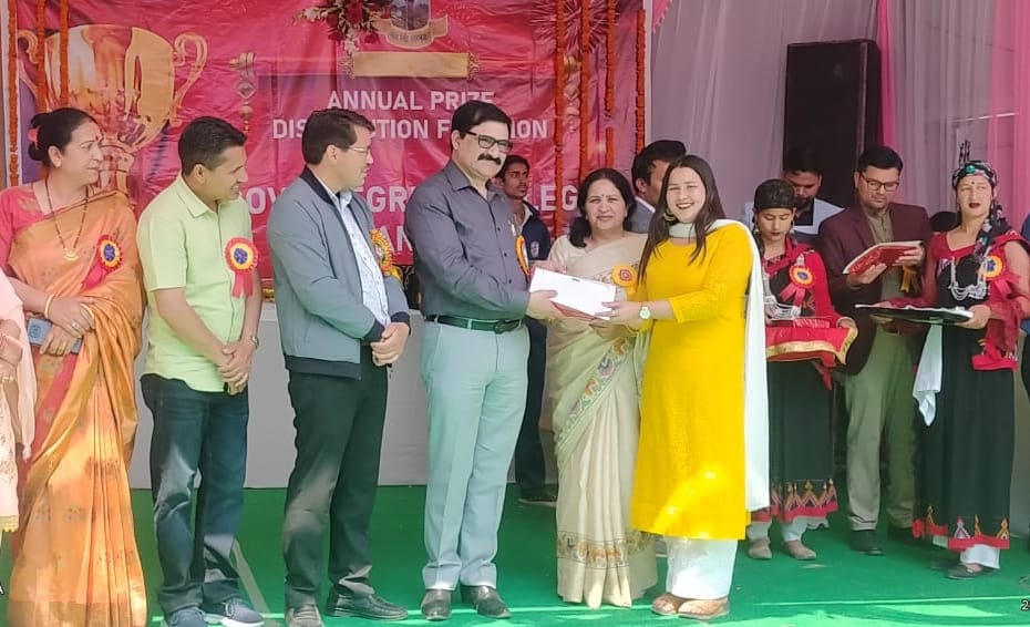 Award winning meritorious student