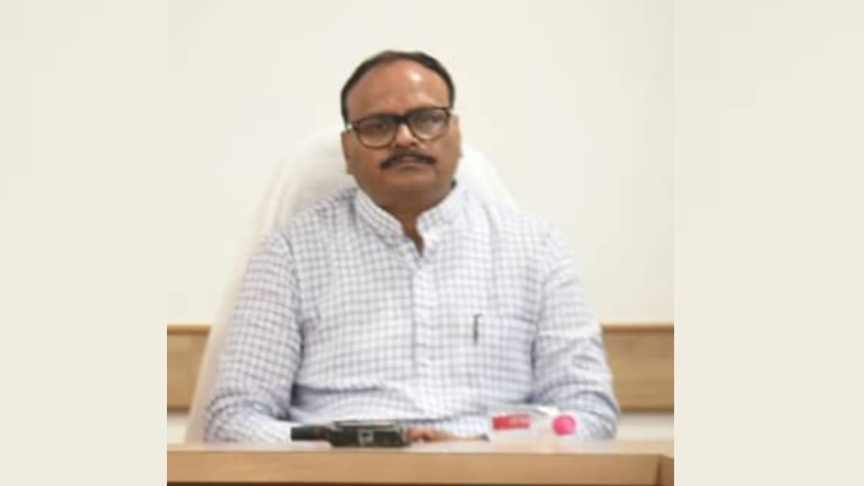 Deputy CM Brajesh Pathak says action will be taken agianst doctors who writes medicines from outside.