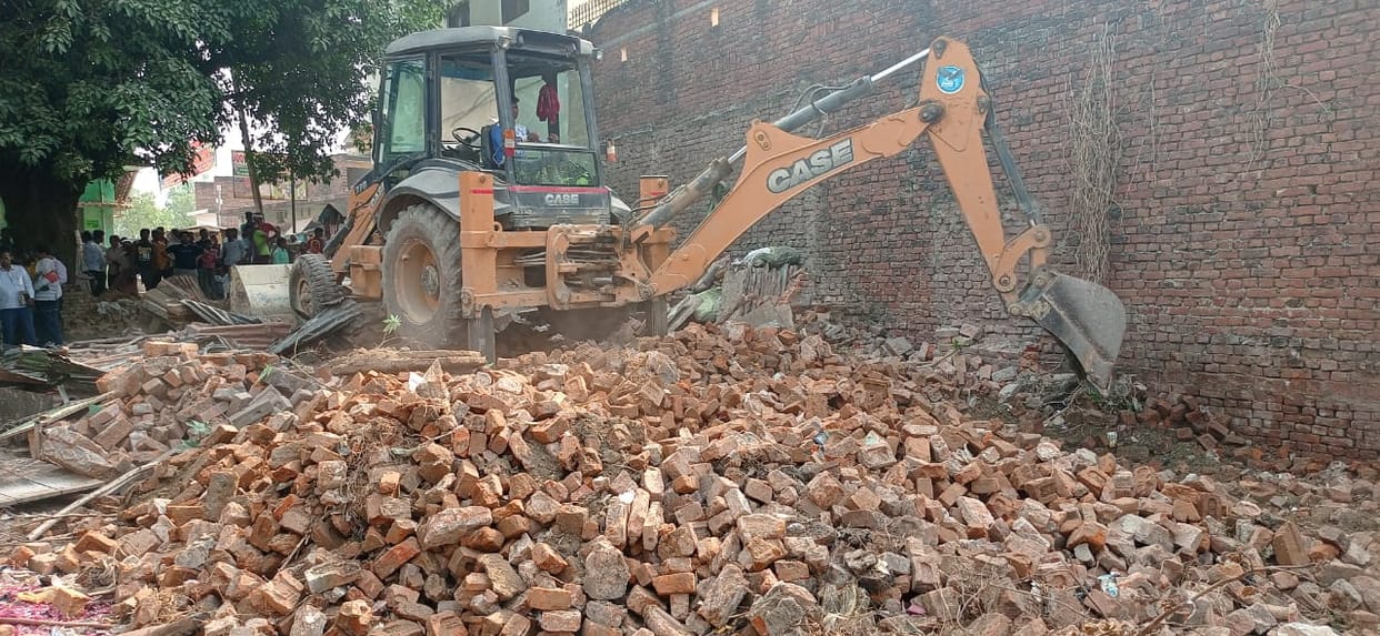 Bulldozer run on illegal occupation of Chakrod