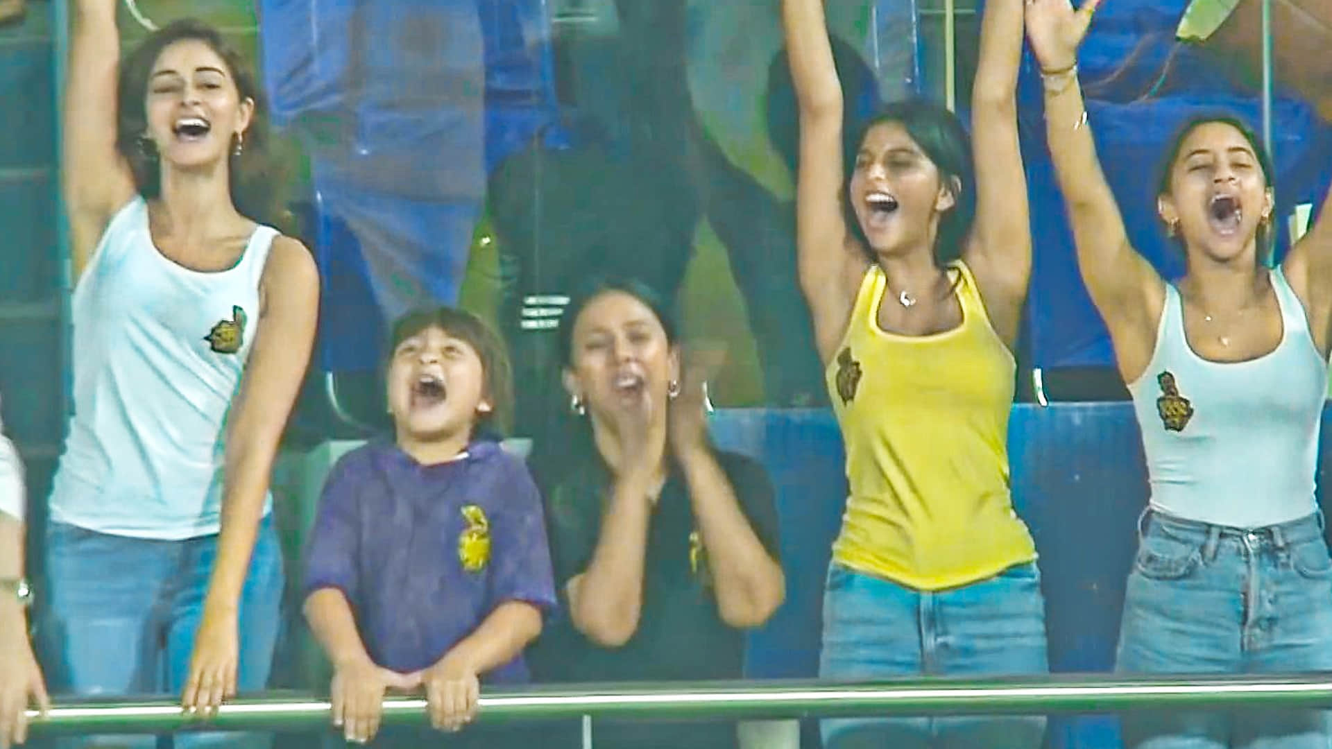 Photos of Kolkata Knight Riders vs Punjab Kings IPL 2022 Match, Suhana Khan Ananya Pandey Shahrukh Khan, Aryan Khan Photos; Andre Russel Six; Tim Southee Catch