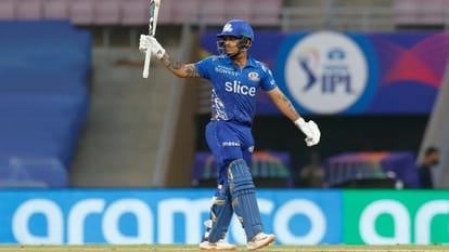 IPL 2022 MI vs RR Tilak Varma youngest to score half-century for MI in IPL Ishan Kishan joined Virender Sehwag Jos Buttler David Warner