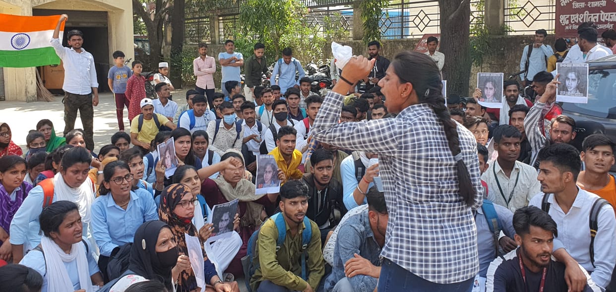 Students took out candle march to get justice for the girl student