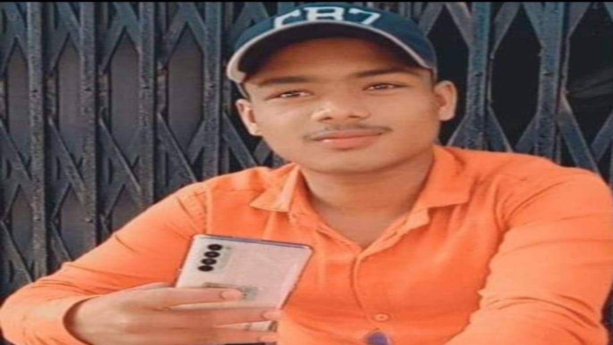 one killed and two injured by speeding car in kushinagar