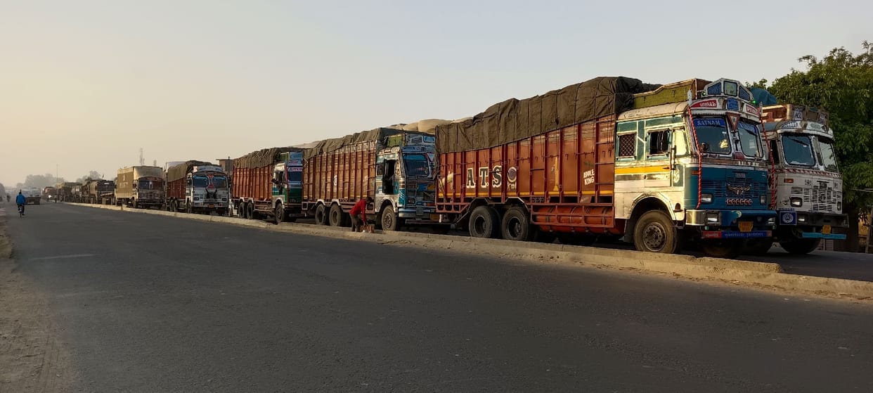 Hulasanagara Crossing: The construction work of the overbridge was heavy on the traffic of the highway