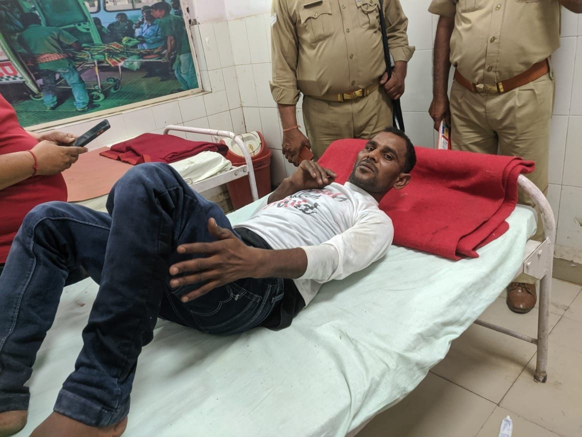 Mathura: Shot in the leg of the robber in the encounter, the other ran