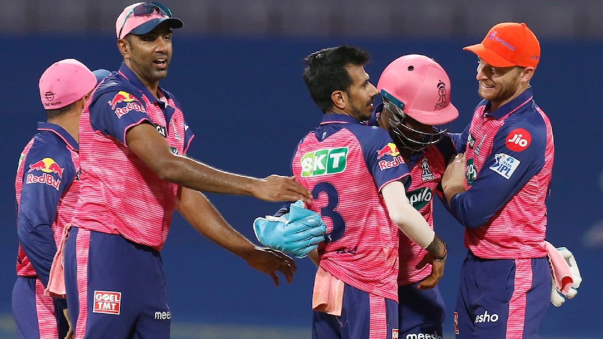 MI vs RR Live Cricket Score: Mumbai Indians vs Rajasthan Royals IPL 2022 Match 9 at Mumbai News Updates in Hindi
