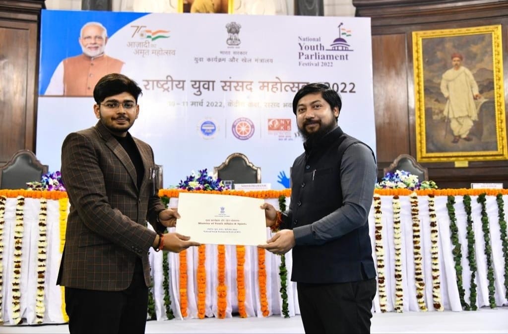 KU student Tanuj took part in the National Youth Parliament, Kurukshetra