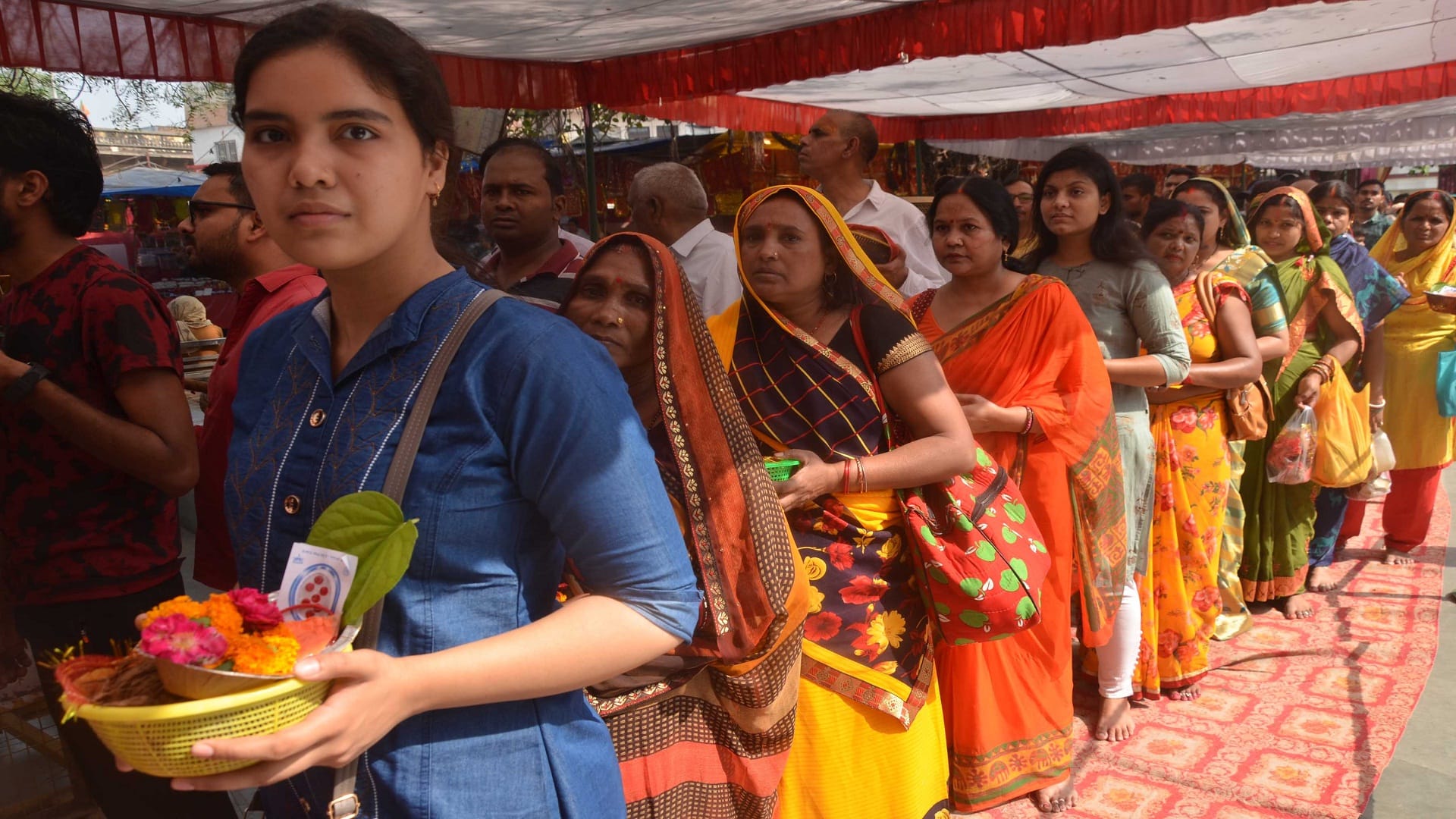 Chaitra Navratri 2022: Prayagraj Kalash Sthapna In every home resonated with the praises of Goddess