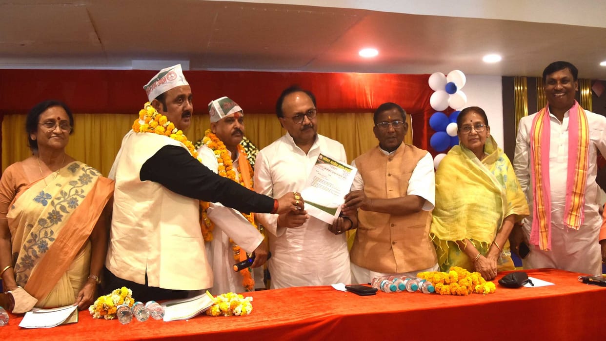 MLC elections 2022: Kamal Mishra, the candidate of the main organization, announced his support to the BJP