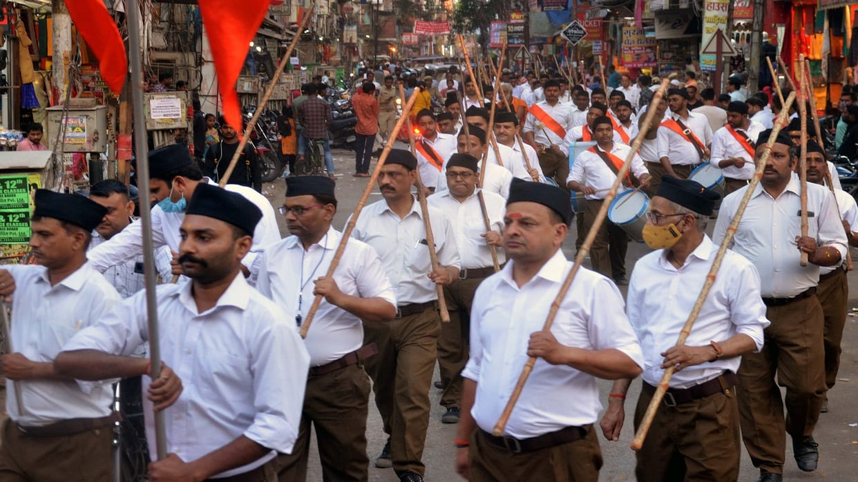Hindu New Year: Volunteers did the path movement with the sound of Ghosh
