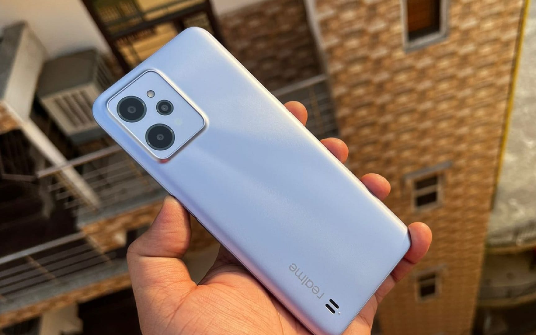 Realme C31 go to sale in India first time today price and specifications