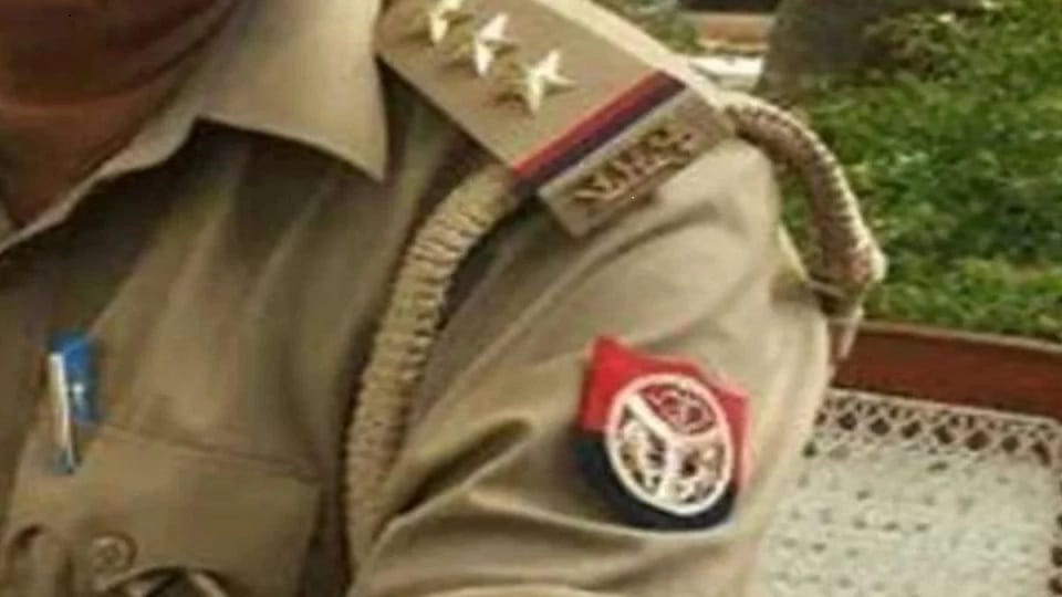 police beat up bjp leader in sultanpur two inspectors suspended
