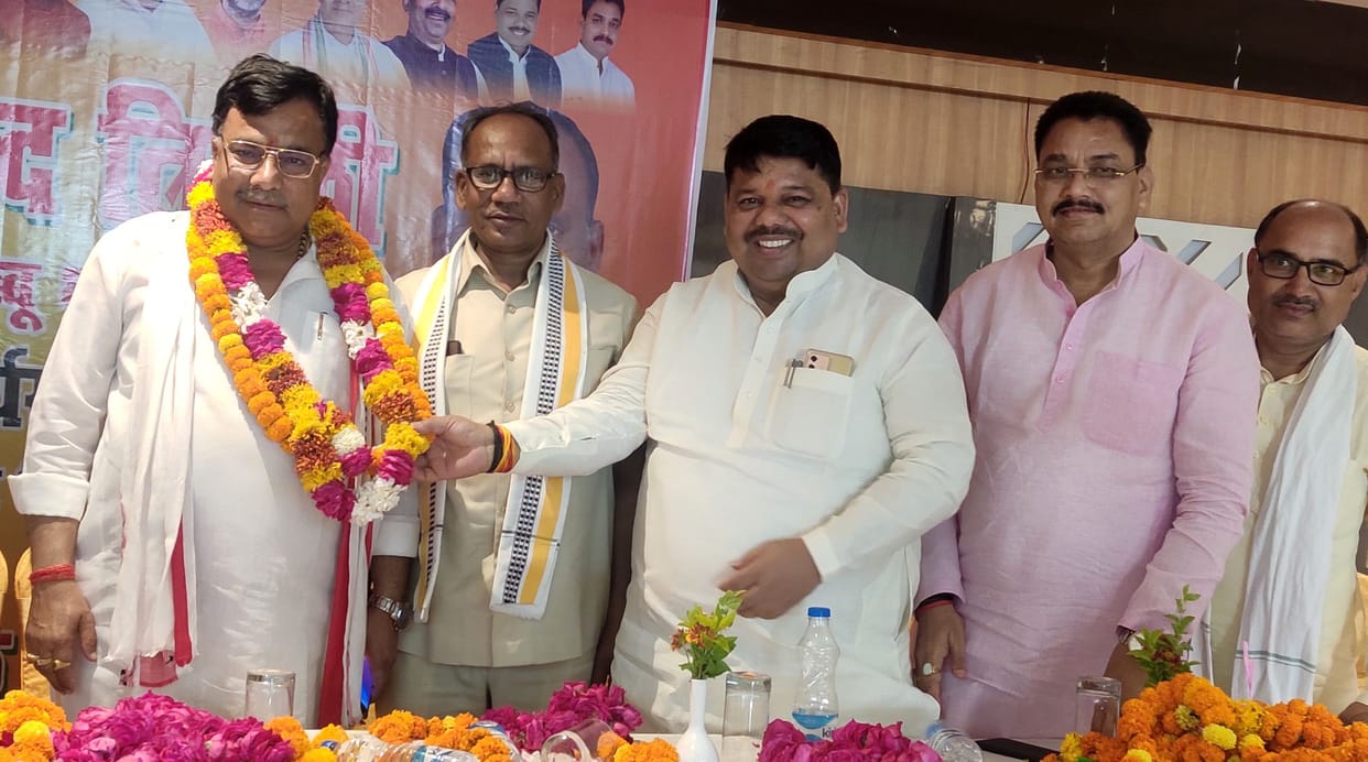 Babbu left the SP as a BJP member, became a member of the State Working Committee