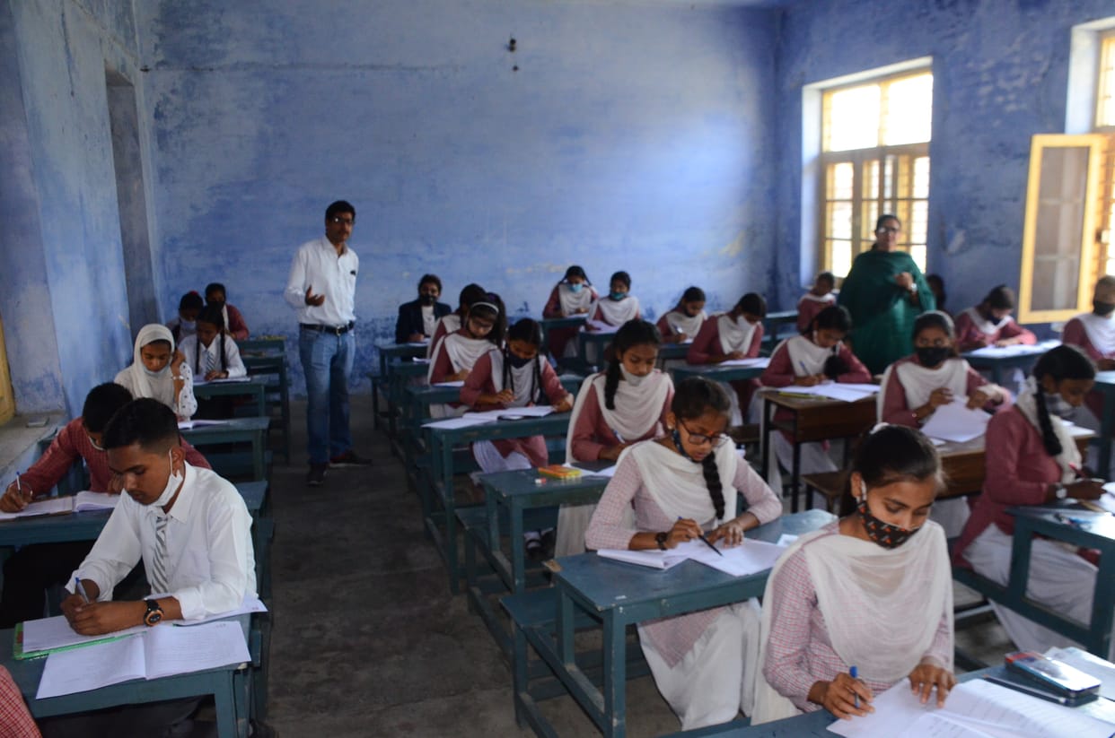 10th board exam started, English paper was held on the first day