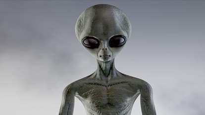 Alien Attack On Earth Know What Scientists Red Alert About Alien News in Hindi