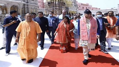 Nepal PM Sher Bahadur Deuba wife  Arzu Rana Deuba  thanks PM Modi and UP CM Yogi Adityanath for  Kashi Vishwanath corridor in Varanasi