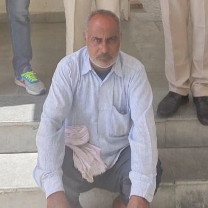Accused of assaulting electricity workers arrested