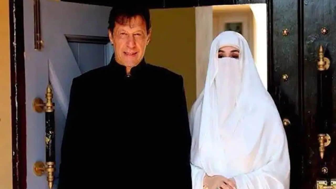 Imran Khan Personal Stories: Divorced from 2 Wives Lives with 3rd Wife Became Father before Marriage News in Hindi