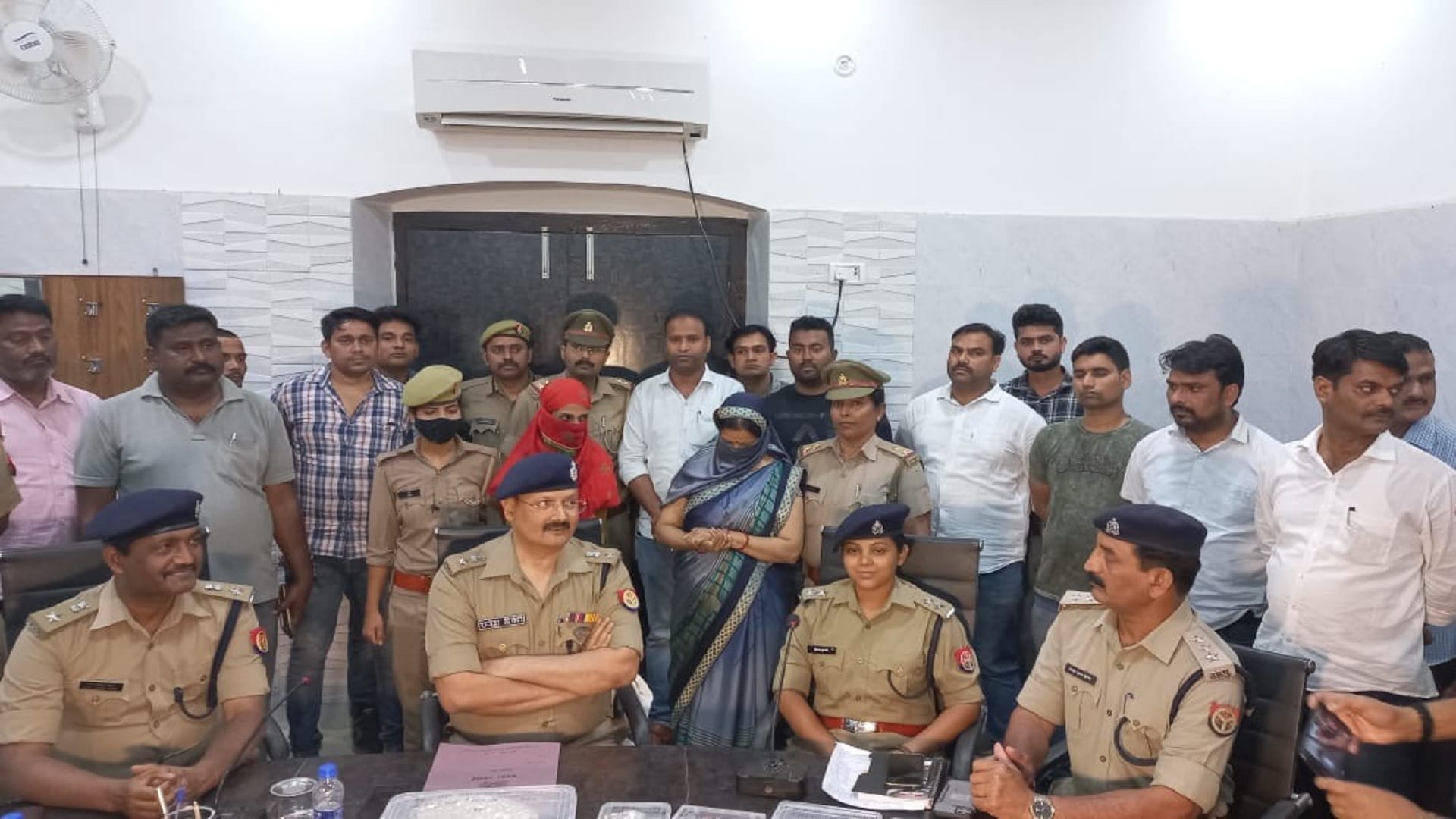 ISRO Scientist Wife Arrested by hardoi police she Created False Story Of Robbery