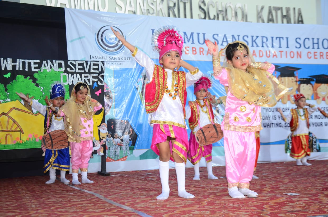 Children captivated by presenting cultural program