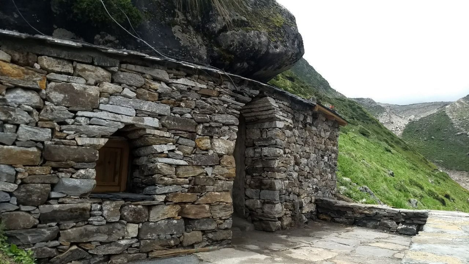 kedarnath opening date 2022, Bookingh for Meditation cave in Kedarnath, Prime Minister Narendra Modi has also done Sadhana