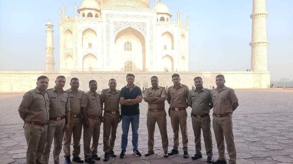 Indian cricket team coach Rahul Dravid visited the Taj Mahal with his family
