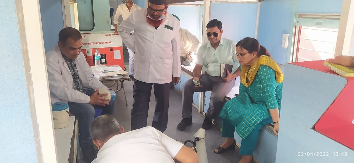 Railway Chief Health Inspector saw the expiry date of medicines