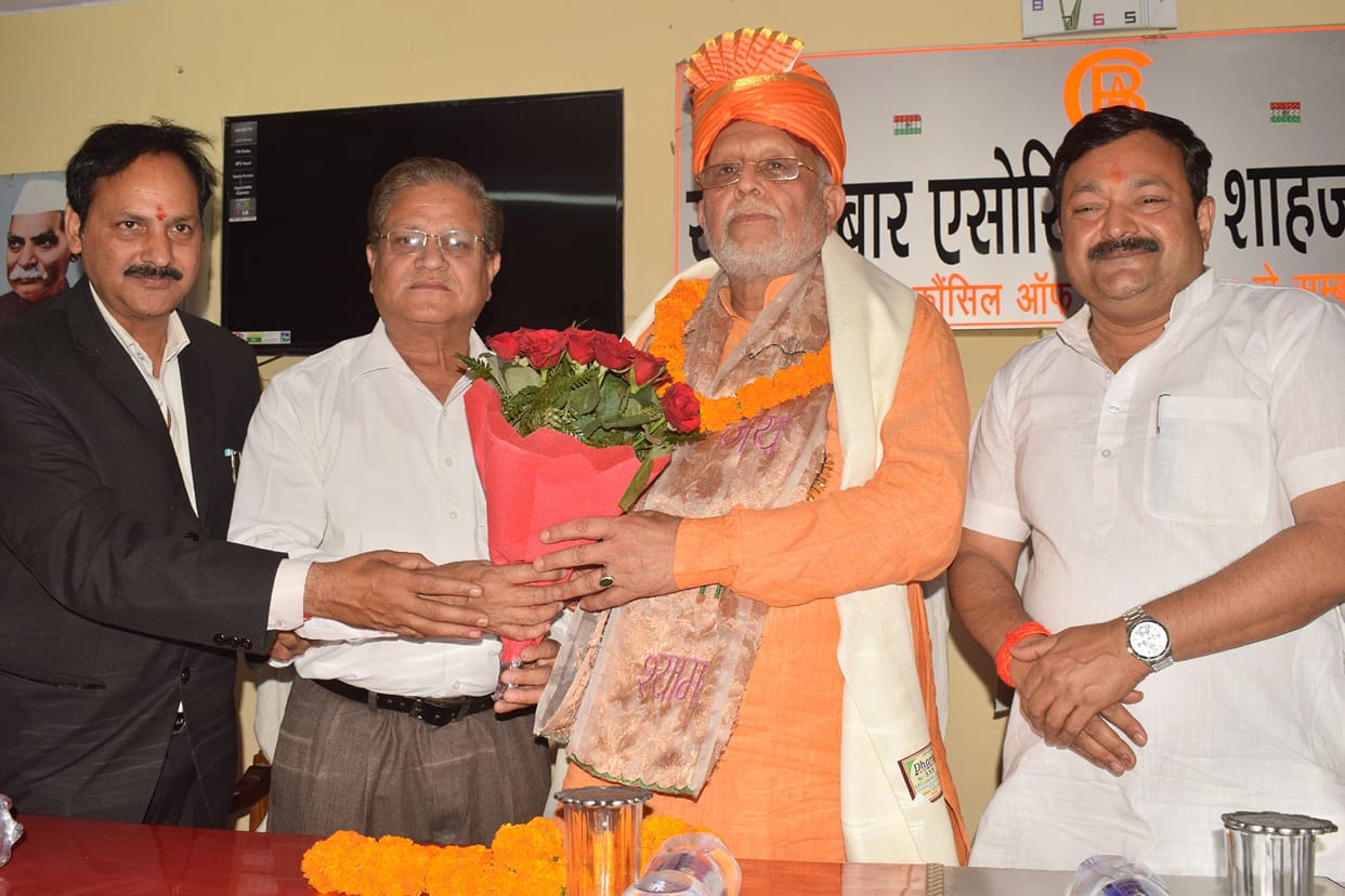 Cabinet Minister Khanna was welcomed by the lawyers of the Central Bar