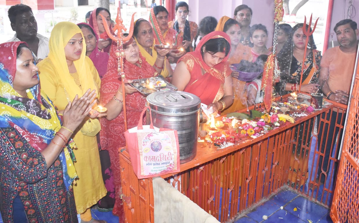 Worship of Mother Brahmacharini leads to development of knowledge and intelligence