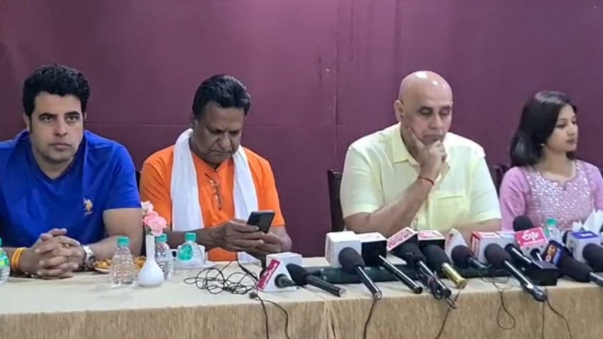 Actor Sunil Sharma said – There is a different vibration in the religious city of Orchha