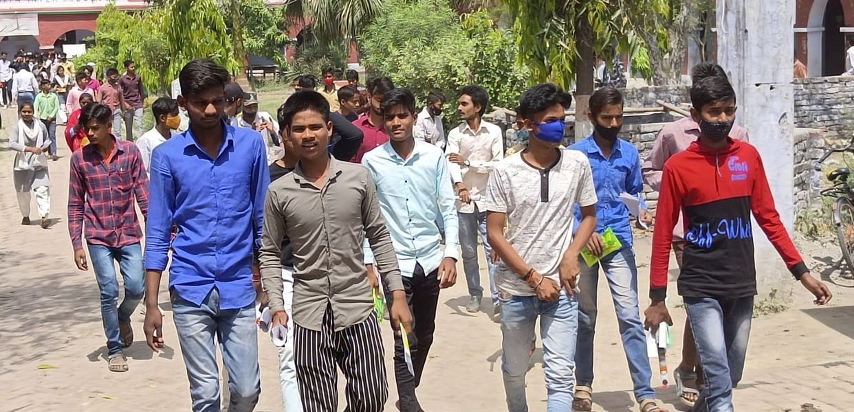 4003 students dropped out of the exam