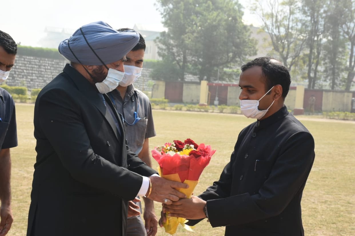 Governor Le General Gurmeet Singh reached Uttarkashi on a two-day visit