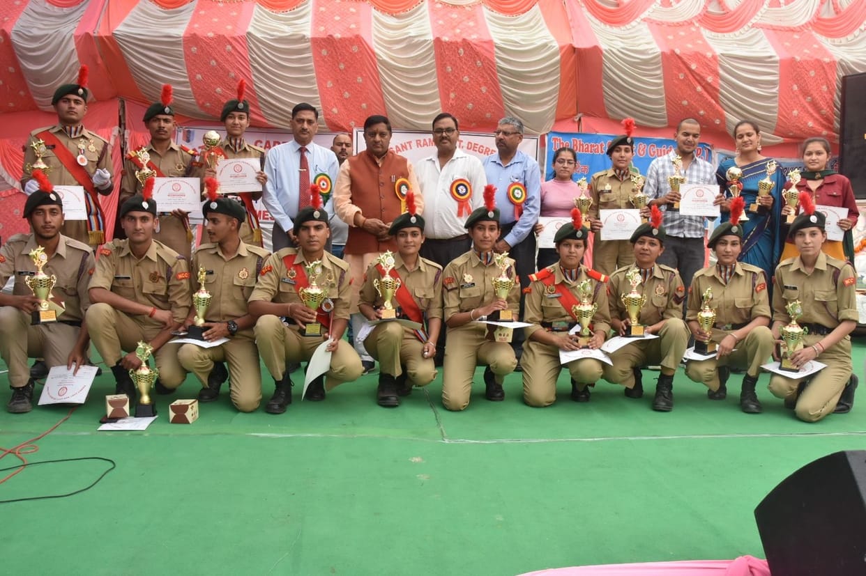 MLA honored the promising students of Santram College