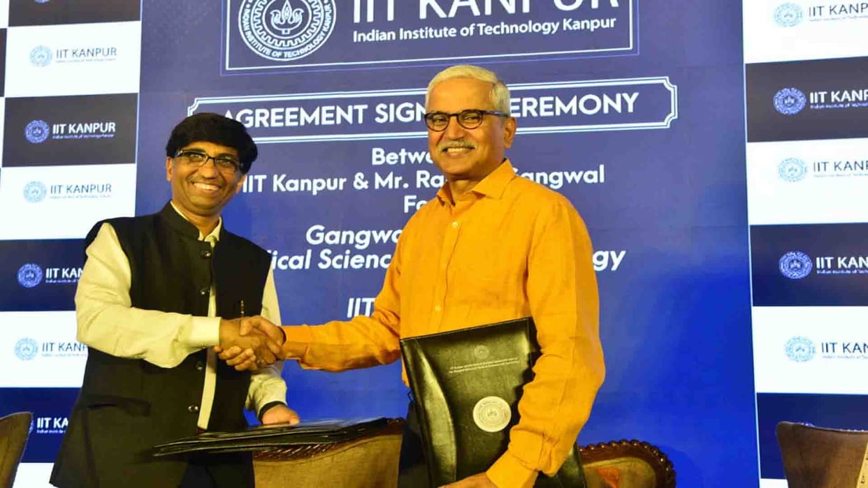 IIT Kanpur alumnus donated 100 crores