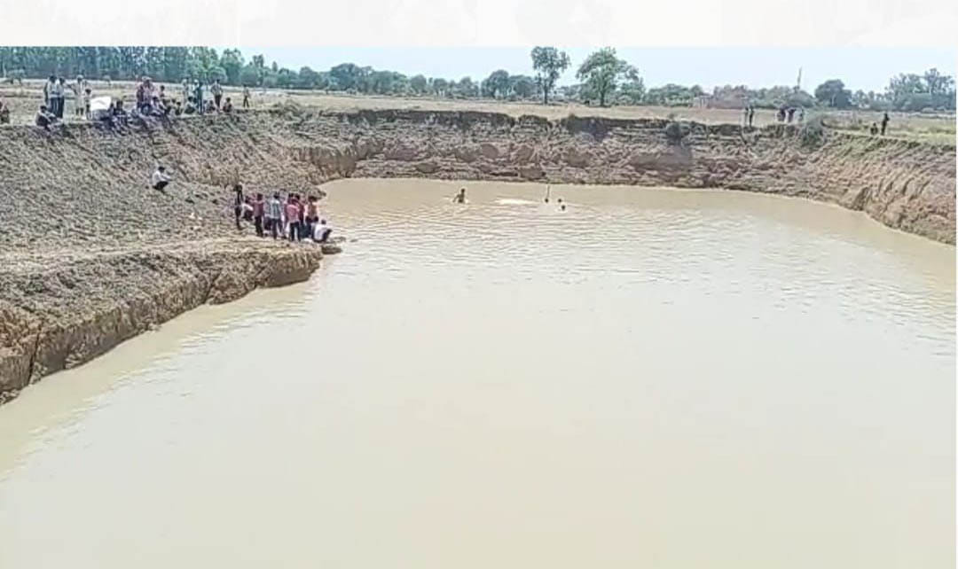 Two children drowned in a pond made by excavation of expressway, death