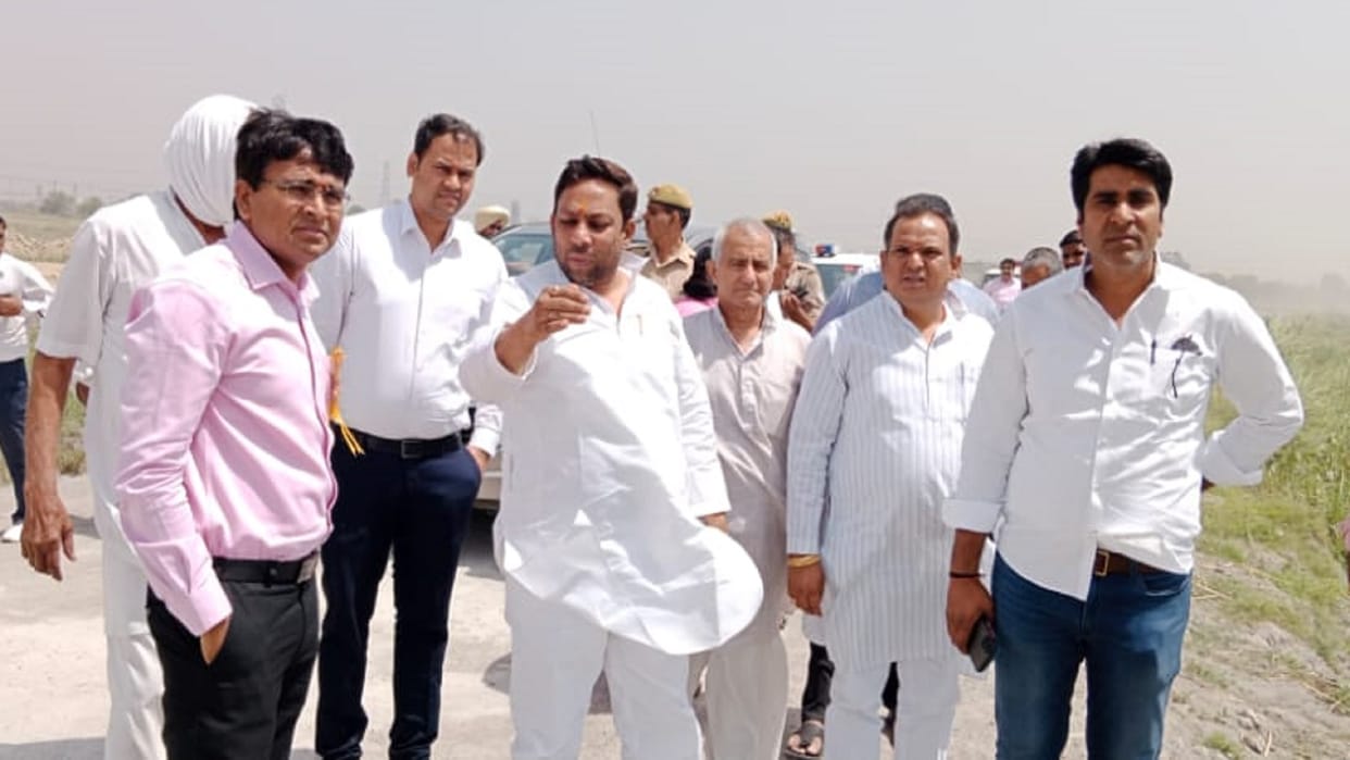 Hapur Hasanpur lake will be beautified and developed as a tourist destination Commissioner Surendra Singh inspects