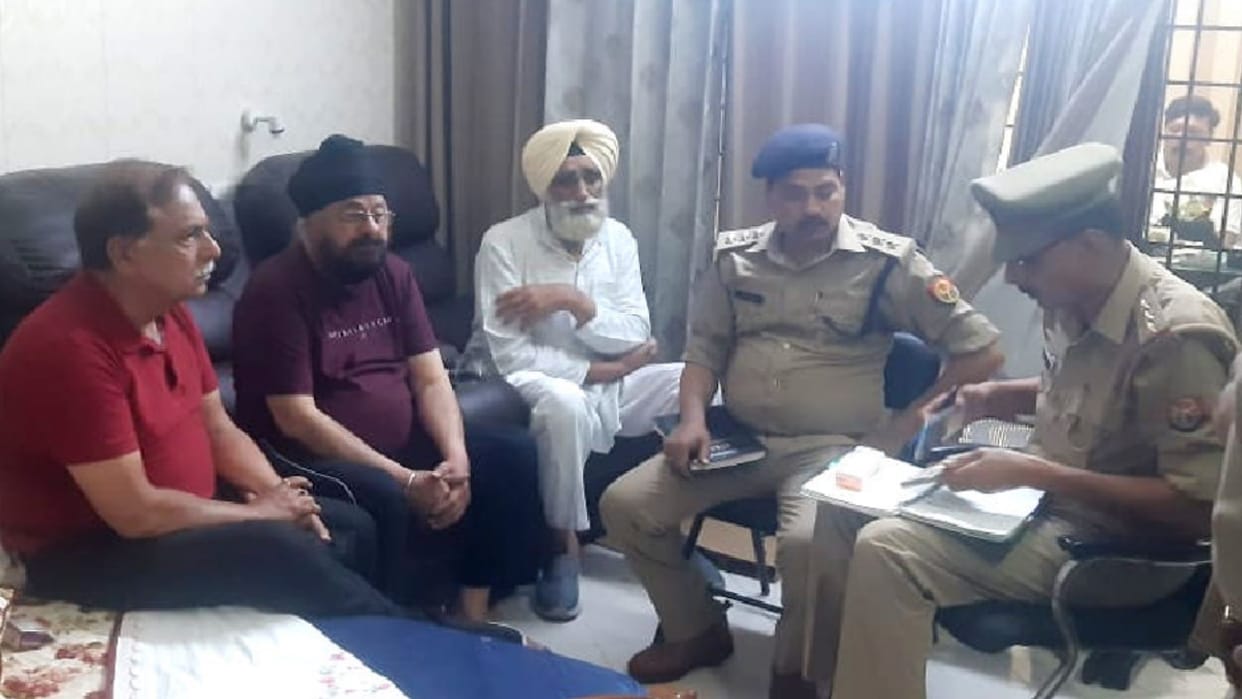 Robbery worth lakhs in the name a CBI officer: Crooks in the kothi for 25 minutes, traders and servants in fear