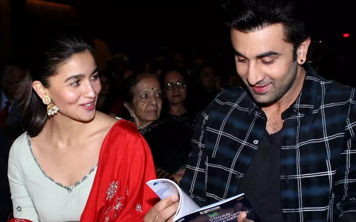Ranbir-Alia Wedding: Ranbir Kapoor and Alia Bhatt's wedding date has been fixed on 17 april the couple get married