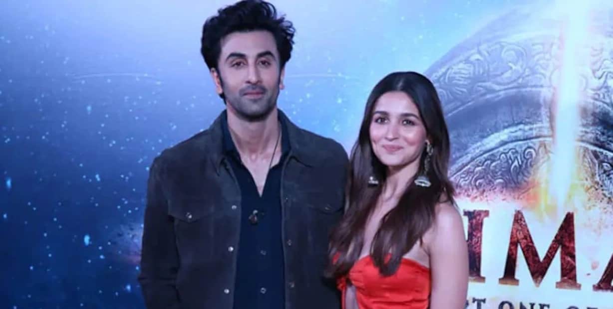 Actor Ranbir Kapoor and Alia Bhatt Net Worth know about the career love story career upcoming films