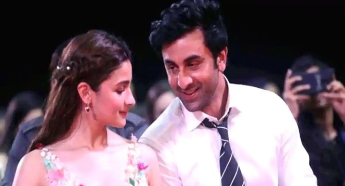 ranbir alia wedding date vastu building gets makeover for ranbir kapoor alia bhatt wedding