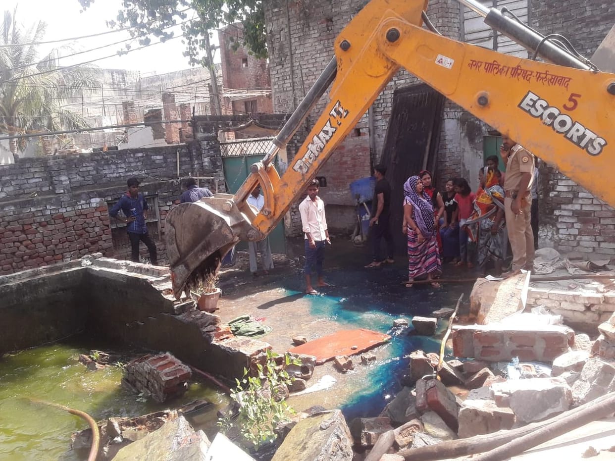 Bulldozer went on encroachment of Waqf land, factory also demolished