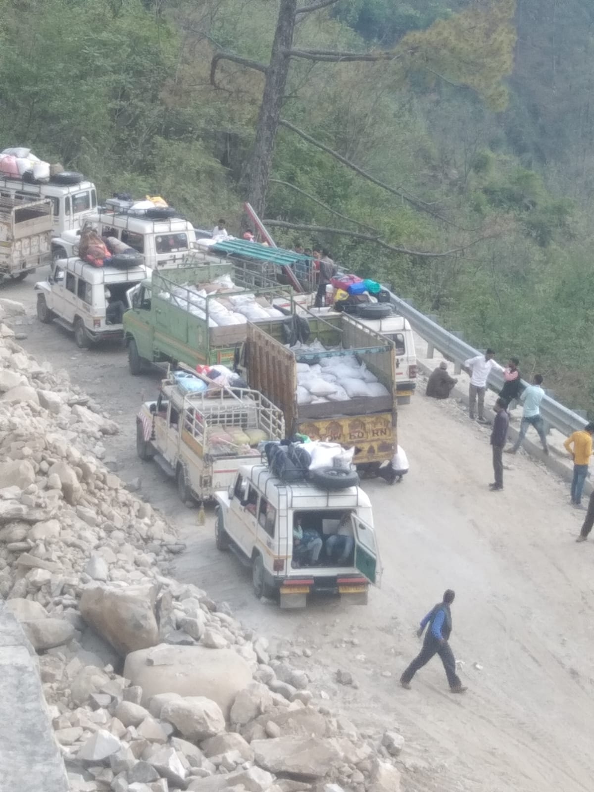 People are facing problems due to widening work on Yamunotri Highway