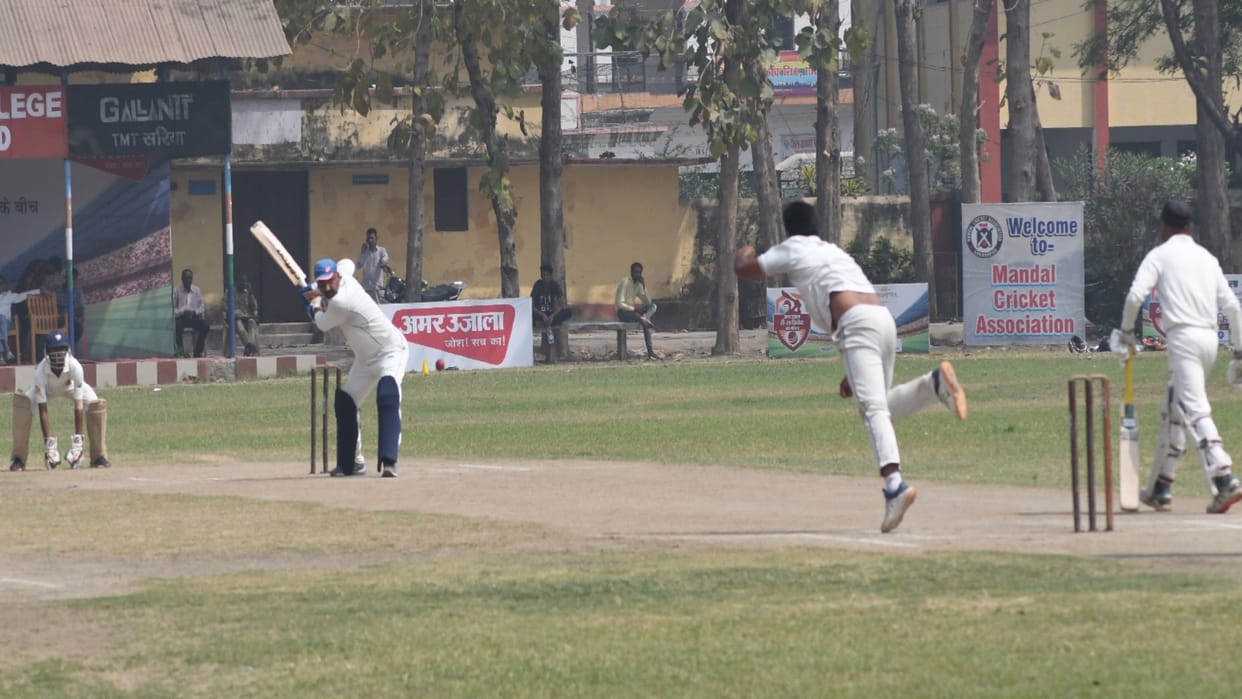 Amar Ujala T20 Cricket Competition DA Sports Academy and Gautam Buddha Siddharthnagar in semi-finals